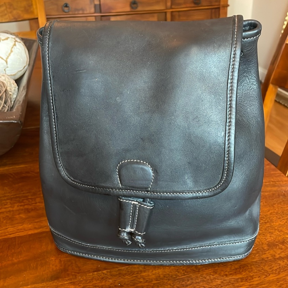 VINTAGE COACH BLACK LEATHER BACKPACK